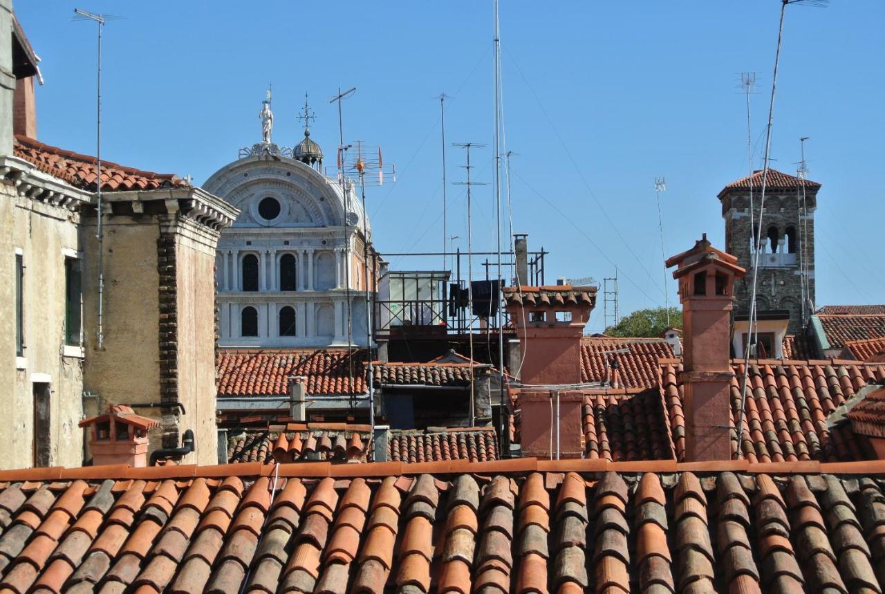 Hotel Antigo Trovatore Venesia Bagian luar foto